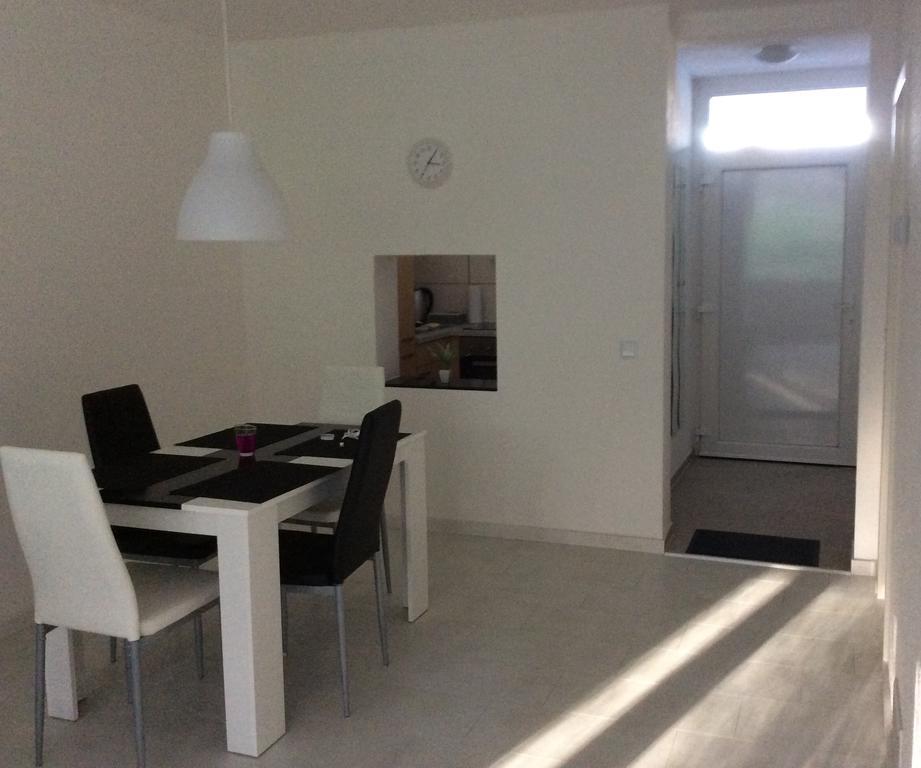 Holiday Home Dee/Syre Am Erlenhofsee Ransbach-Baumbach Екстериор снимка